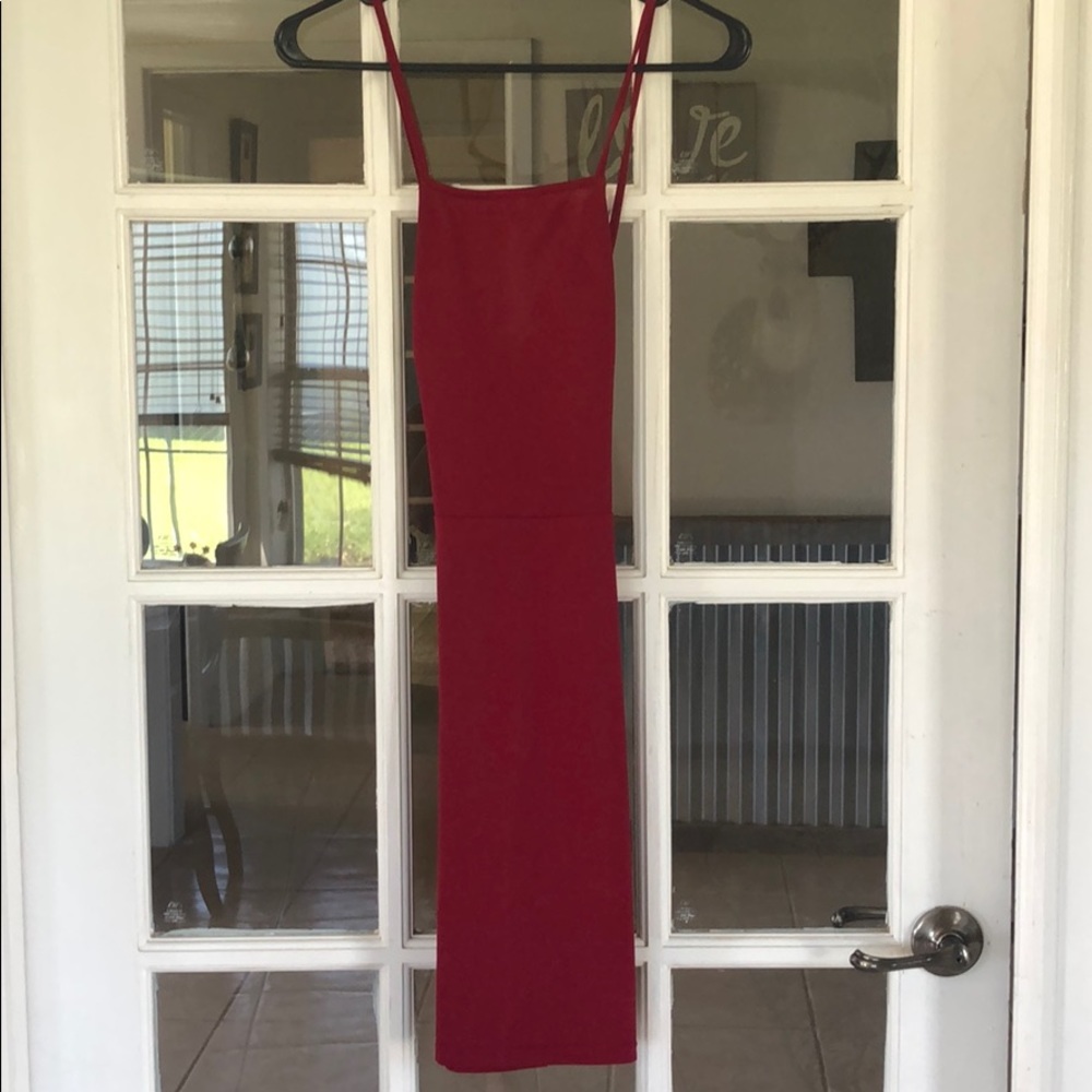 Burgundy criss cross dress